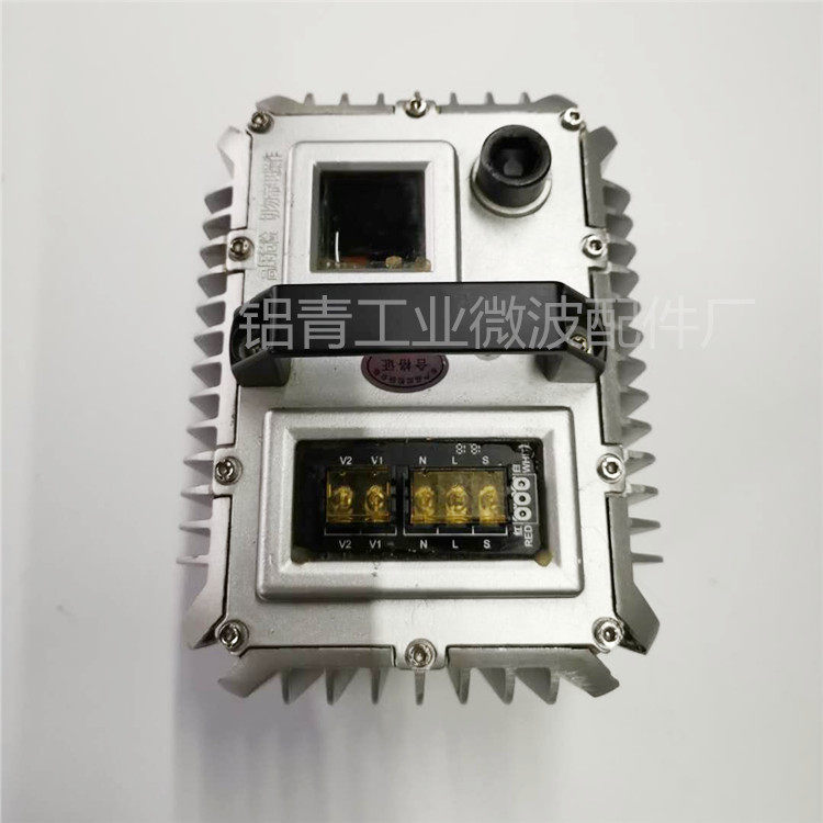 산업용 전자레인지 가변 주파수 오일 냉각 전원 공급 장치 1000W 창 표시 전자레인지 건조 장비 액세서리 오일 자체 냉각 전원 공급 장치