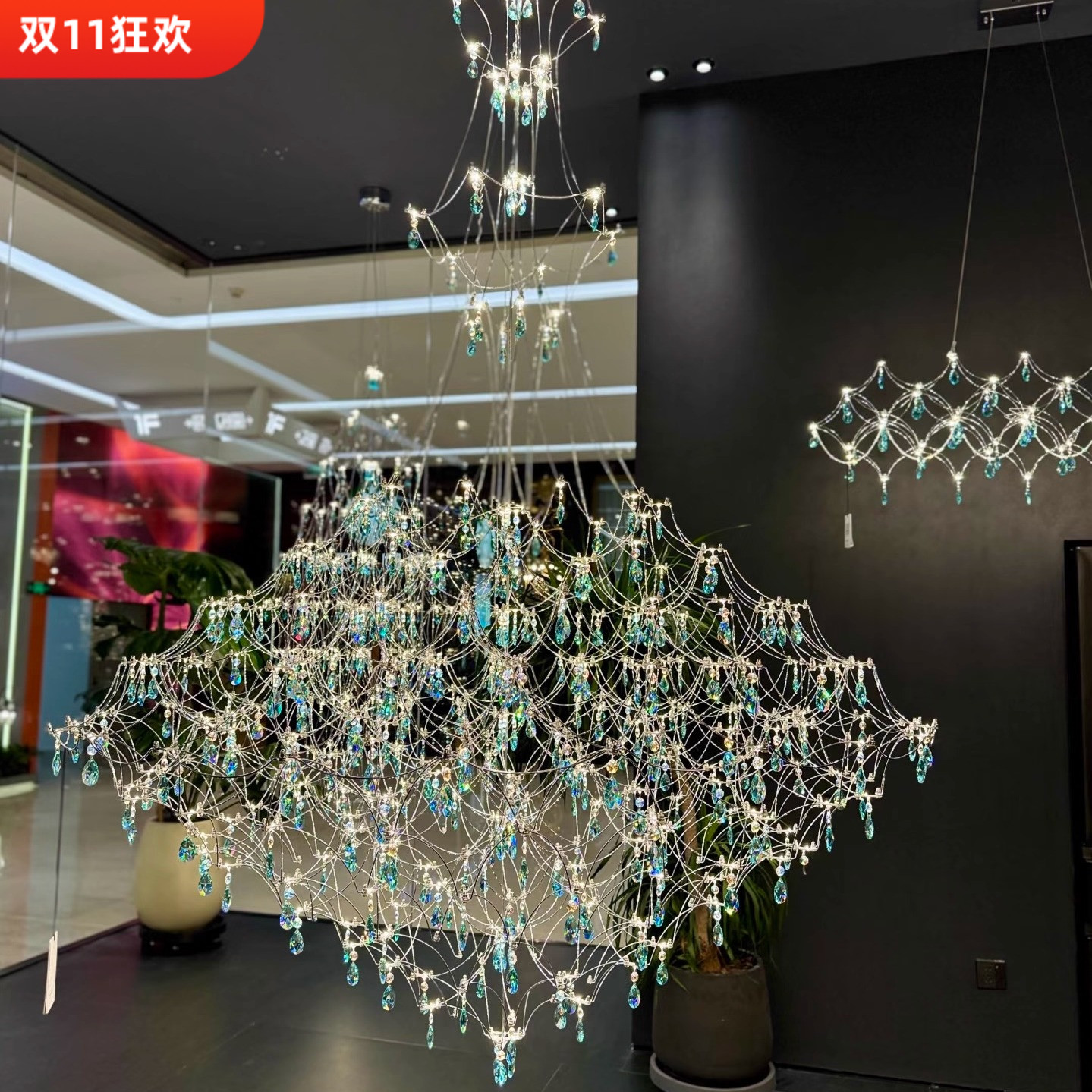 别墅复式楼大吊灯水晶吊灯