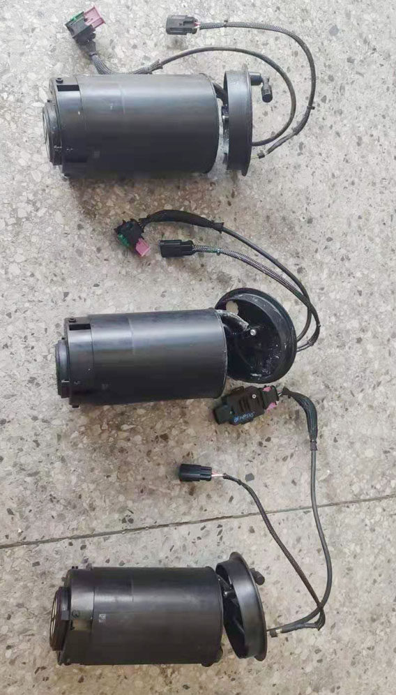 奔驰W164 W166柴油发动机 尿素加热器  温度传感器 尿素壶 尿素箱