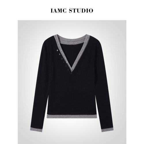 IAMCPLUS 2025AW 撞色多扣V领上衣