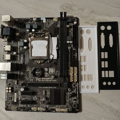 适用技嘉GA-B85M-D2V主板的挡板 3D打印PETG材质