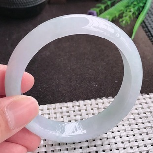 【假一赔十】缅甸A货翡翠59/14.3/8.1老坑秀气冰润月光白手镯