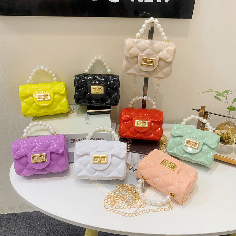 女童包包2025新款斜挎包菱格链条包时尚迷你果冻包儿童珍珠手提包