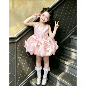 夏季女童高端公主粉花朵连衣裙