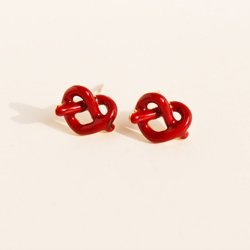 Valentine's Day Red Heart Stud Earrings 情人节红色爱心耳钉女
