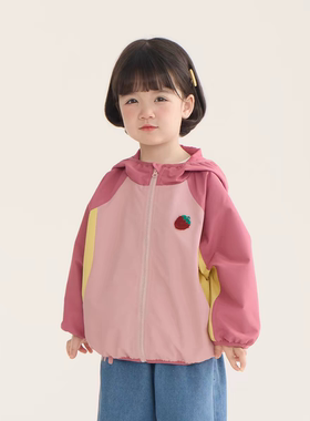 女童外套2026春季新款女童风衣外套儿童连帽上衣中小童宝宝春装