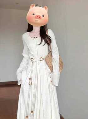 法式方领长袖连衣裙女春秋季收腰喇叭长袖肌理感长裙民族风仙女裙