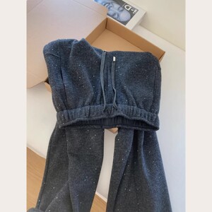 黑灰色满天星烫钻高腰运动卫裤女士2026新款休闲直筒阔腿梧桐裤子