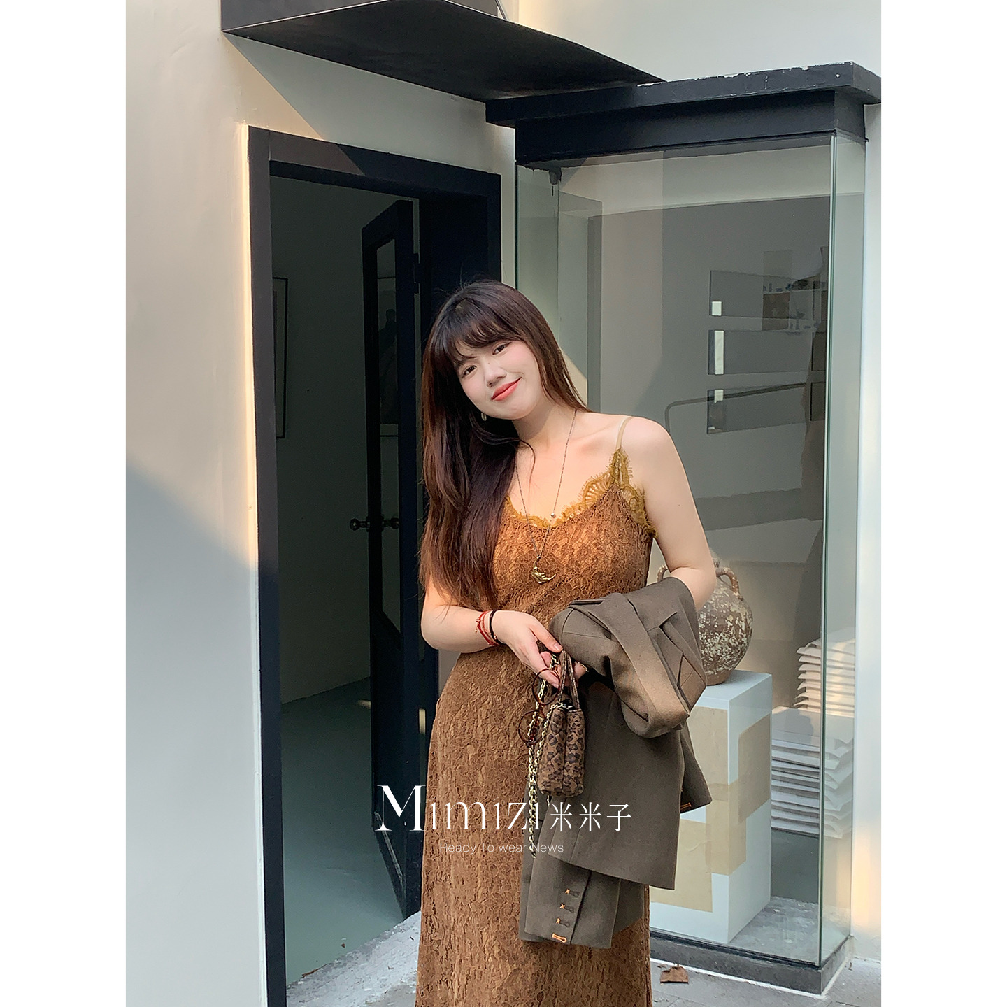 米米子微胖大码胖mm“深秋焙茶”中古风休闲修身无袖蕾丝吊带裙秋