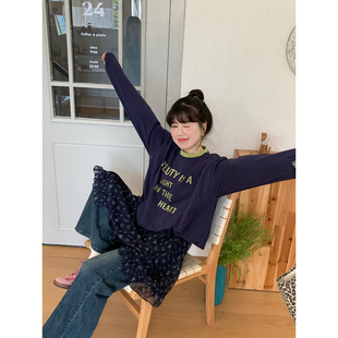 米米子微胖大码胖mm 时尚圆领藏蓝色宽松假两件碎花拼接卫衣女春