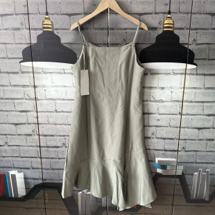 胸围86衣长105左右可调节吊带连衣裙女