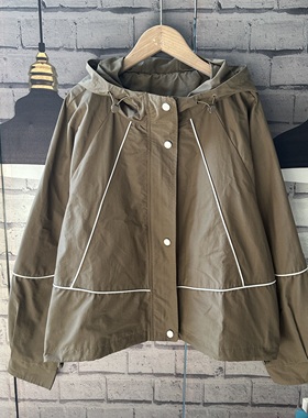 胸围132衣长55左右宽松军绿色有内衬春秋季风衣外套下摆抽绳大码
