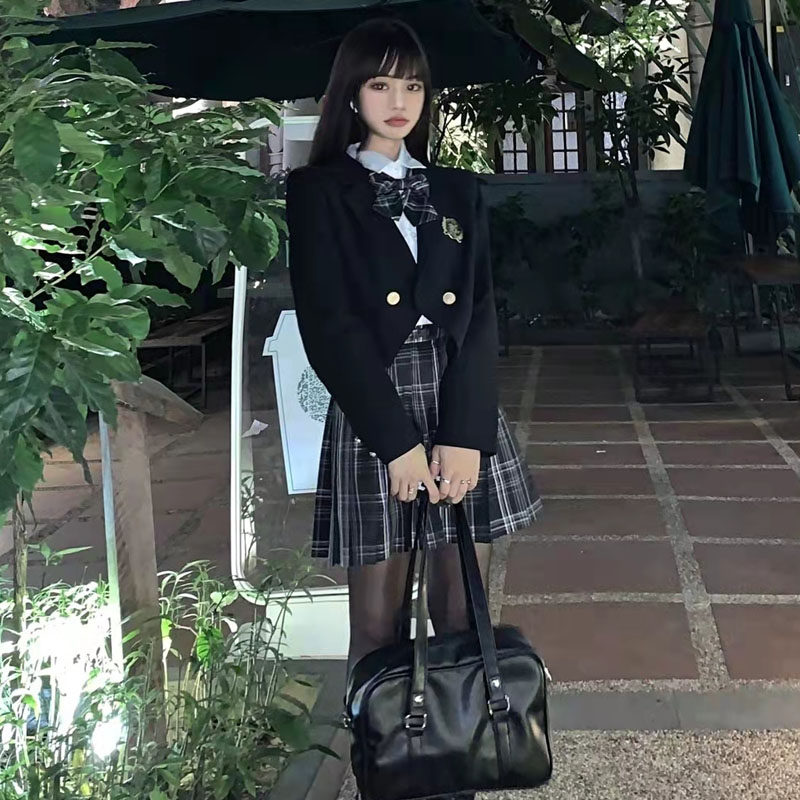 日系原则短款小西装外套女黑色JK服西服学院风小个子春秋西服上衣,女装/女士精品,时尚套装,淘宝优惠券,粉丝福利购,淘宝优惠卷