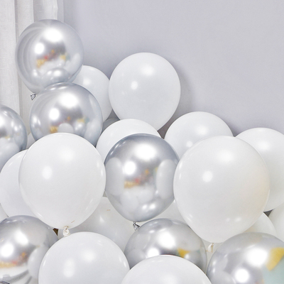 白色金属质感银色气球装饰情人节求婚场景布置生日活动活动装饰