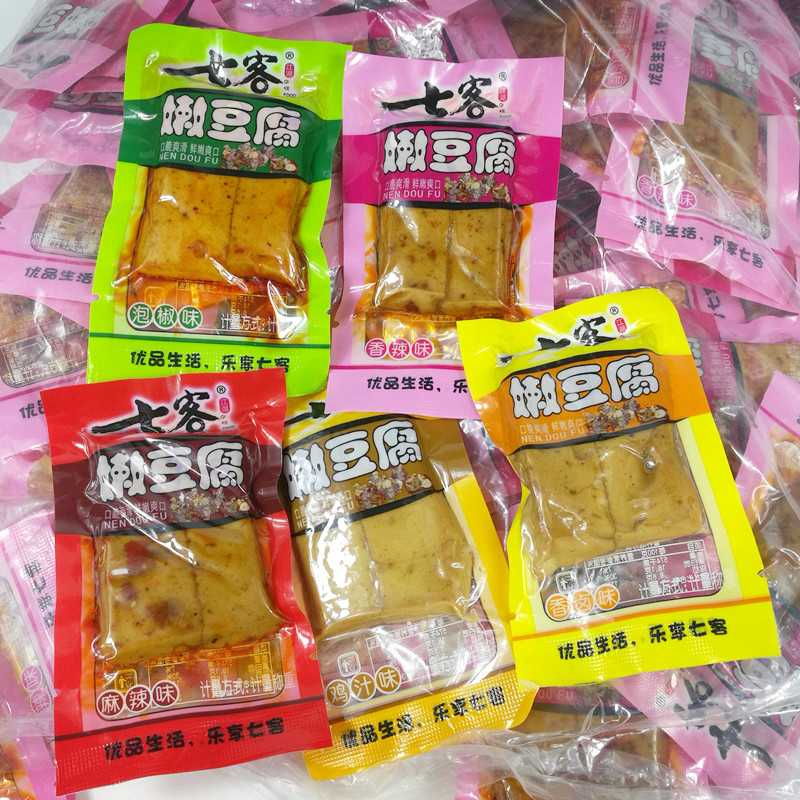 七客嫩豆腐香卤/香辣/ 鸡汁/ 麻辣/泡椒味大豆干蛋白制品小包零食