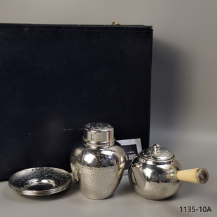 开新堂造黄铜银仕上日本铜横手急须茶壶茶筒茶叶罐茶托茶器一套。