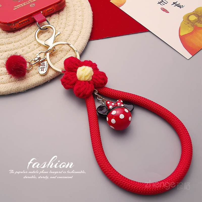 手机挂绳女士卡通可爱挂件手腕绳短款秋冬便携毛线小花编织绳户外登山旅游防丢摔加粗手提链电话套壳吊绳新品