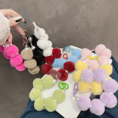 ins毛绒纯色大毛球手环手机壳