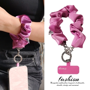 手机挂绳手腕式短款ins时尚女士丝巾大肠发圈弹力带子户外旅游登山出行防丢手提手机壳电话套挂件吊绳新品