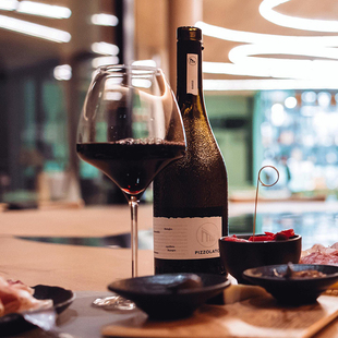 果香淡雅芳香 意大利进口威尼托碧索世家单一黑皮诺干红葡萄酒