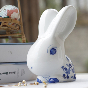 景德镇青花陶瓷兔子摆件中式 客厅兔年新年摆件十二生肖生日礼物可