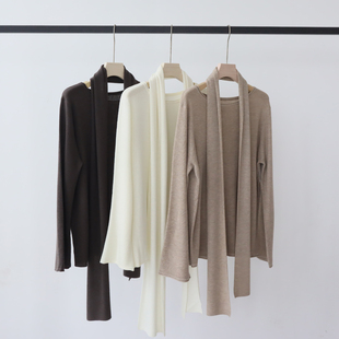 早秋穿搭羊毛混纺针织衫外搭带围巾氛围感上衣设计感卷边宽松毛衣