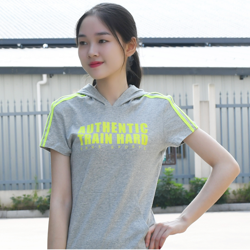 鴻星爾克女套頭衛衣春秋薄款女學生寬松戶外運動上衣連帽短袖T恤在類目 運動服/休閒服裝, 運動衛衣/套頭衫中 - 來自Buy2taobao.com提供專業的淘寶代購服務