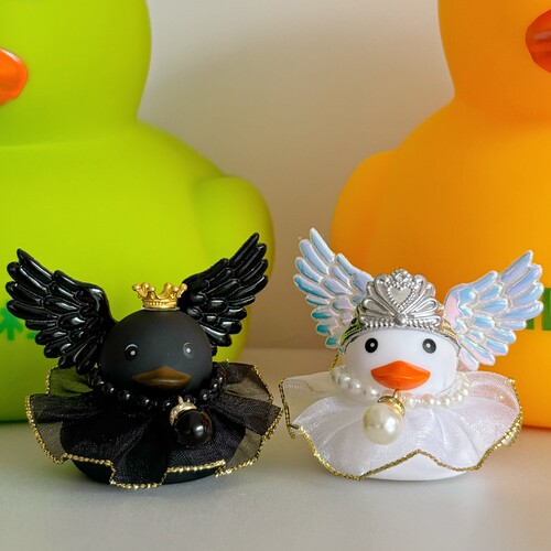 柠檬茶黑白情侣小鸭维密公主鸭diy正品周边