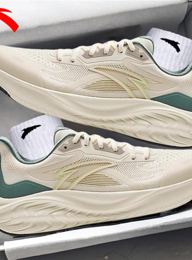 安踏男鞋云感C37|软底跑步鞋透气2025新款冬季男款运动鞋男网面鞋