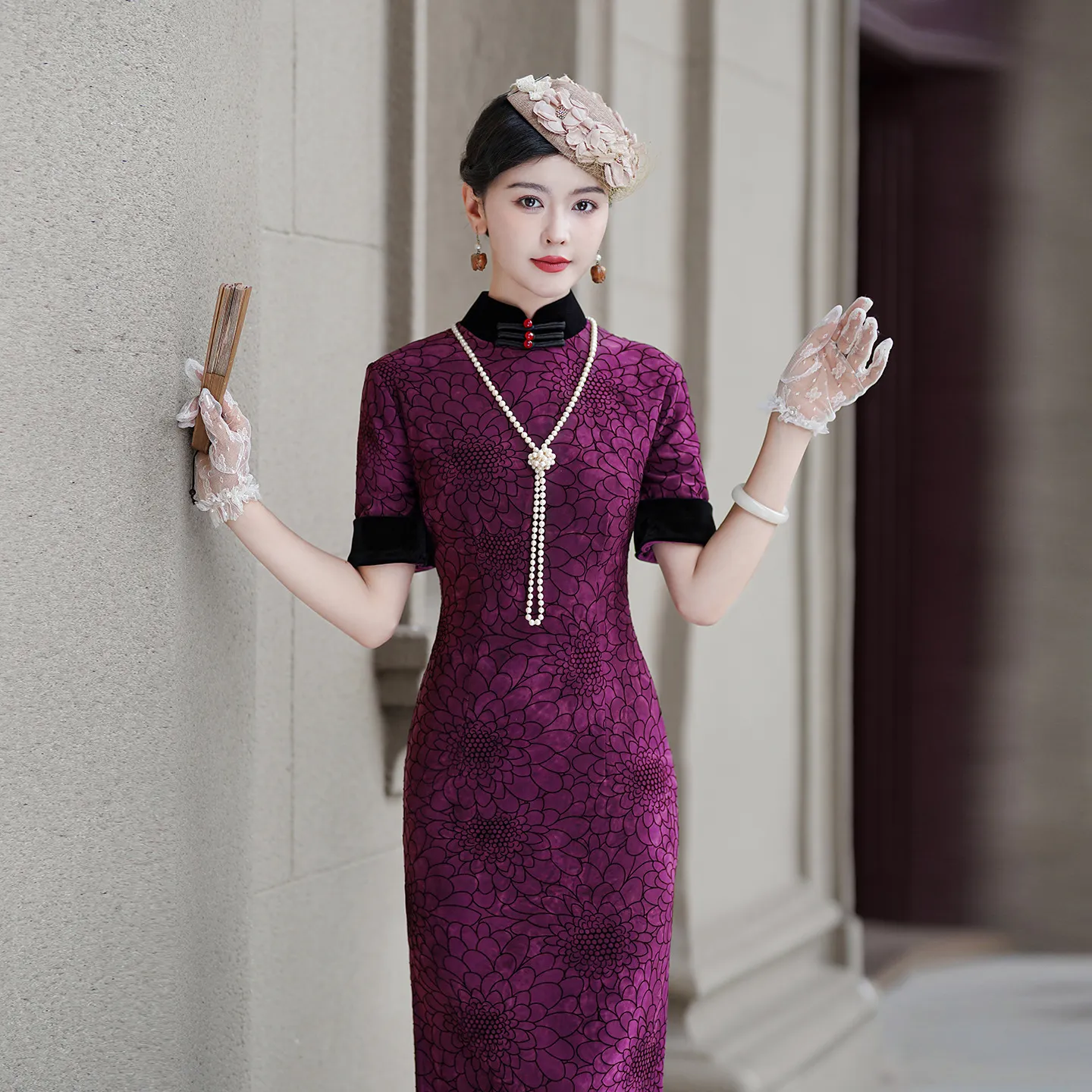 丝绒旗袍时尚修身走秀旗袍新款大码演出服年轻时尚形体礼仪女
