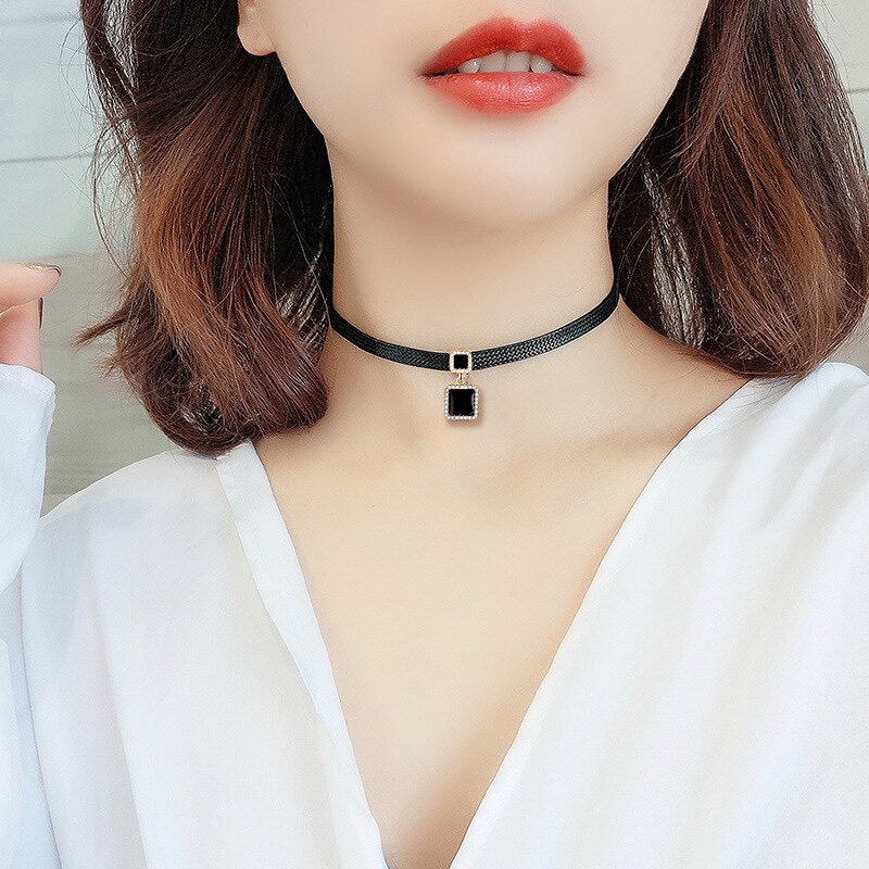 黑色项链女锆石颈带简约皮绳颈链气质锁骨链颈圈气质饰品配饰朋克
