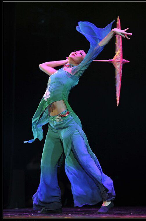 直销倾城舞台演出古典舞服饰羽化灵蛇舞蹈服装民族舞蹈服装订做