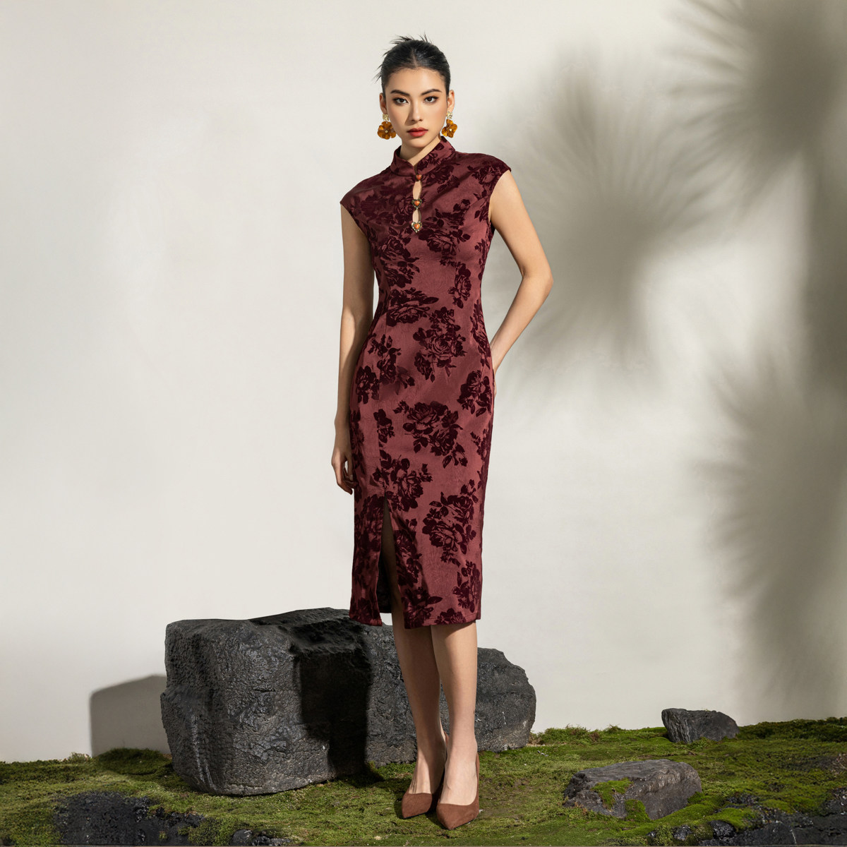 新中式改良旗袍爱心扣无袖提花旗袍老上海复古国风2025新款绝美,女装/女士精品,旗袍,淘宝优惠券,粉丝福利购,淘宝优惠卷