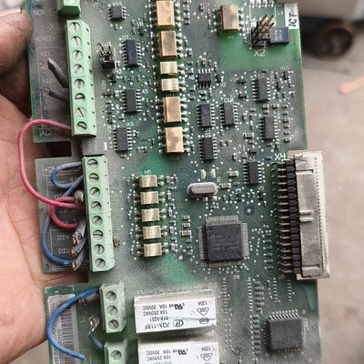 议价ABB变频器主板SNAT4041C，型号ACS4010011 32，380V输入输出