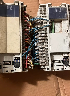 议价三菱PLC FX1N-60MR-001，拆机品，实物拍摄。成