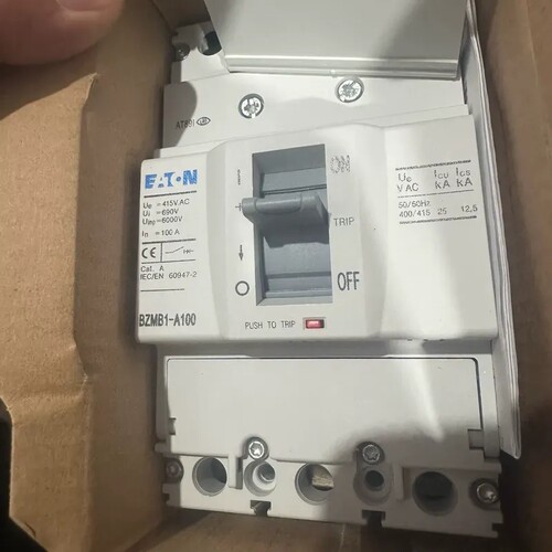 议价伊顿金钟穆勒塑壳断路器BZMB1-A100，3P100A，全