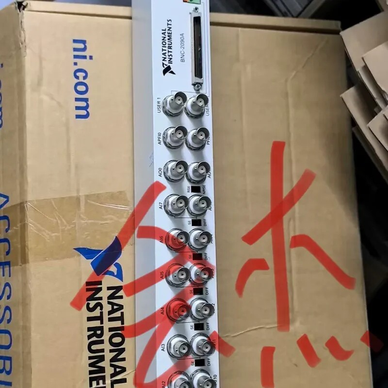 议价NI BNC-2090a。现货出售，功能包好，有意私聊议价