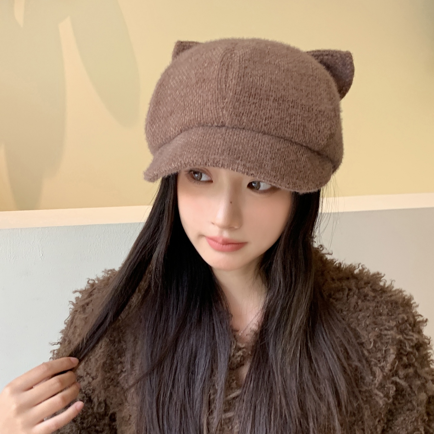 2025新款女帽子可爱小熊耳朵毛呢文艺八角帽秋冬季保暖护耳画家帽