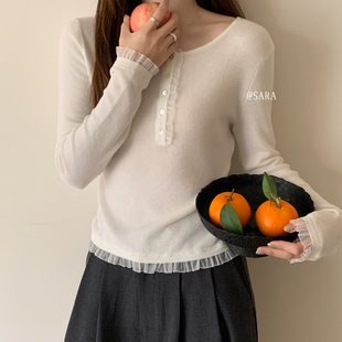 SARA-春上新氛围欧尼早春蕾丝边拼接半开襟上衣针织衫（WM329