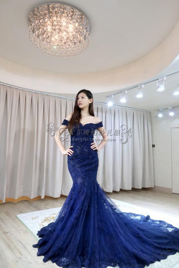 高端定制2021春季晚礼服宝蓝修身鱼尾拖尾婚拍外景影楼外租
