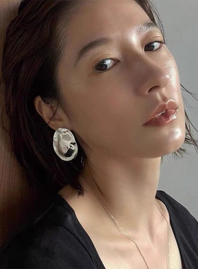 一枝橘 松本惠奈大圆片耳环复古金属耳坠女简约潮夸张小众耳饰