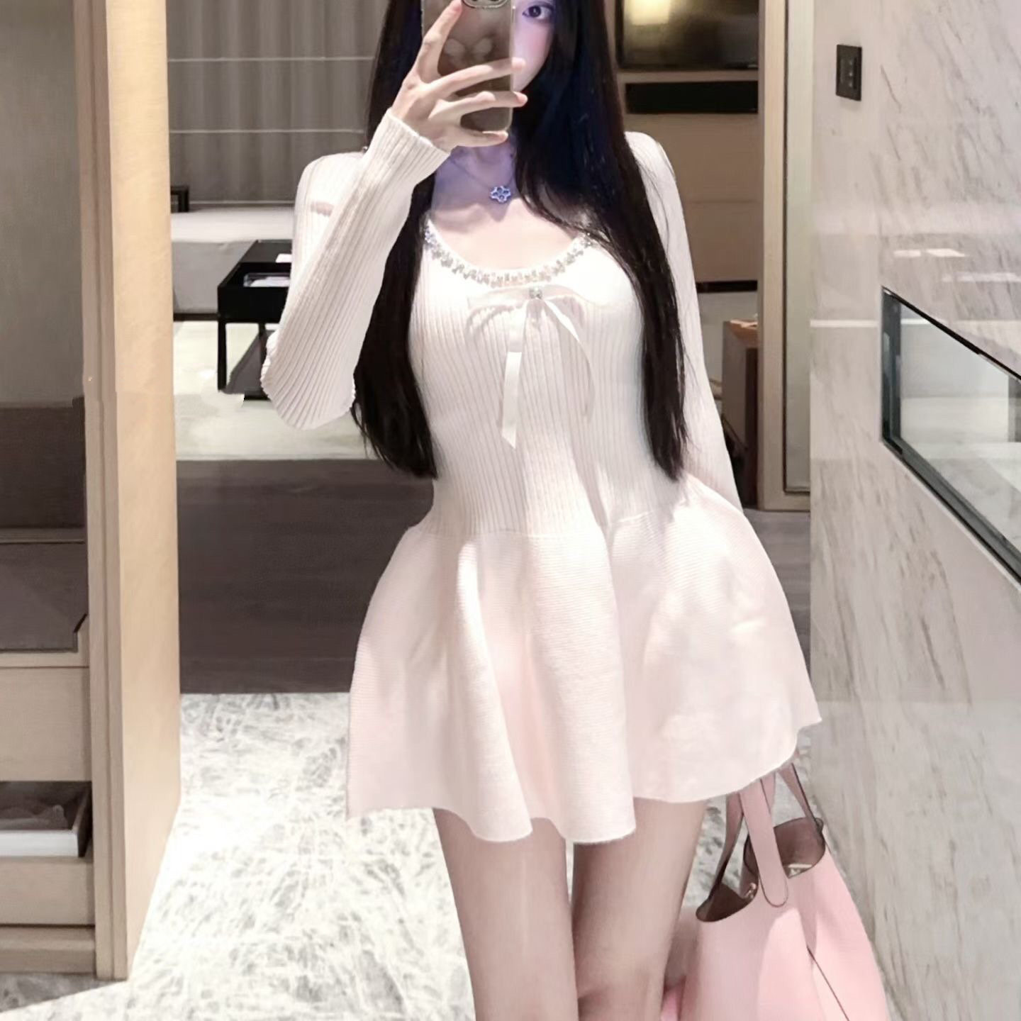 LXYG法式重工镶钻U领蝴蝶结掐腰针织连衣裙女收腰显瘦短裙生日裙