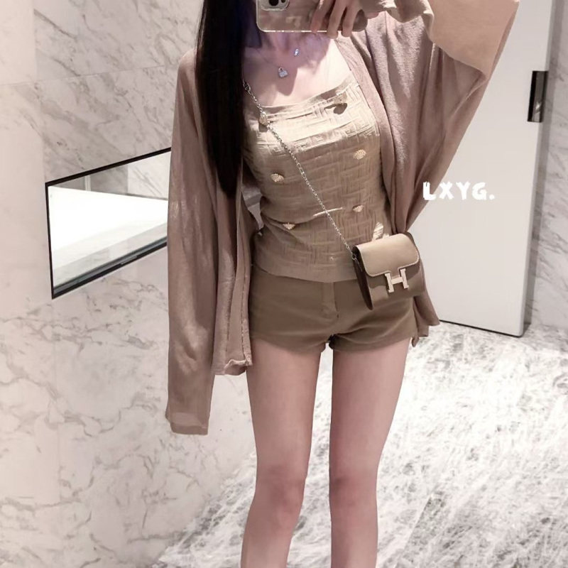LXYG小香性感冰丝针织开衫吊带背心女修身双排扣重工温柔防晒套装