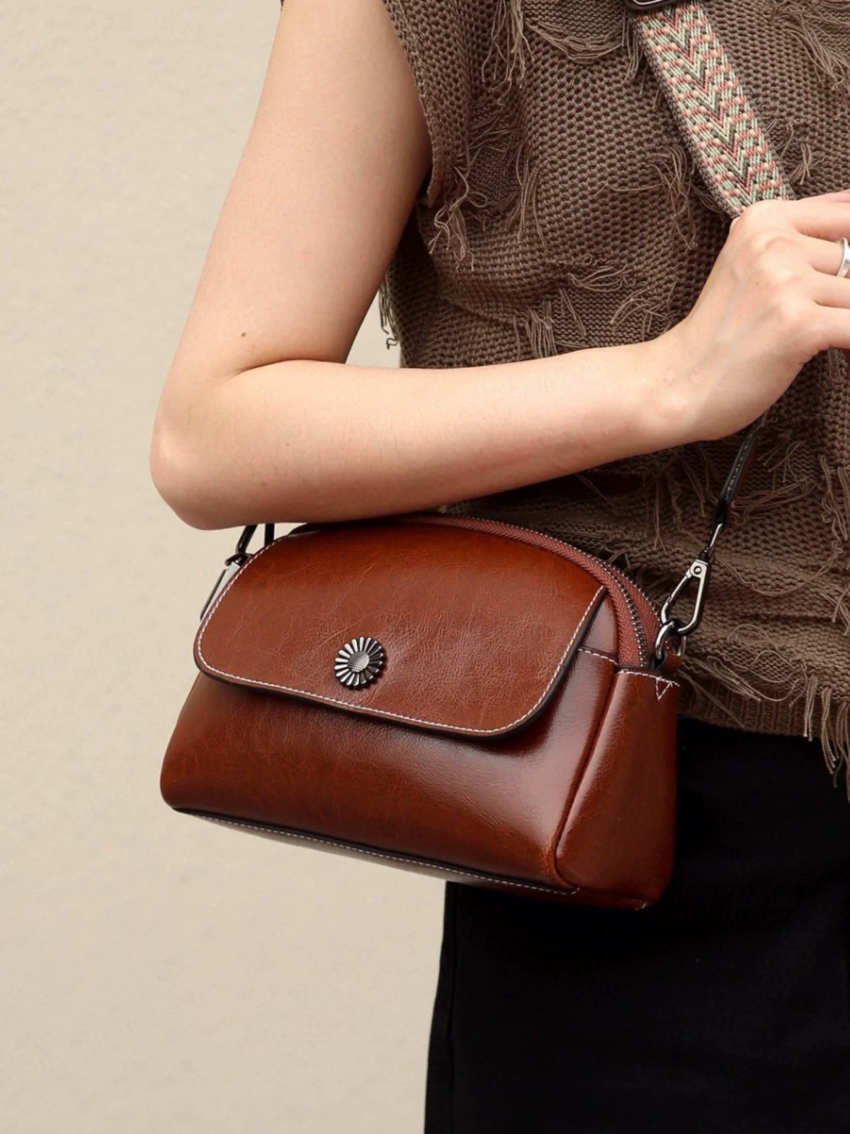 大手机包女2025新款时尚洋气小方包真皮牛皮多隔层品牌单肩斜挎包,箱包皮具/热销女包/男包,通用款女包,淘宝优惠券,粉丝福利购,淘宝优惠卷