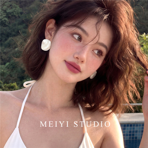 法式复古滴釉波浪边圆形耳环