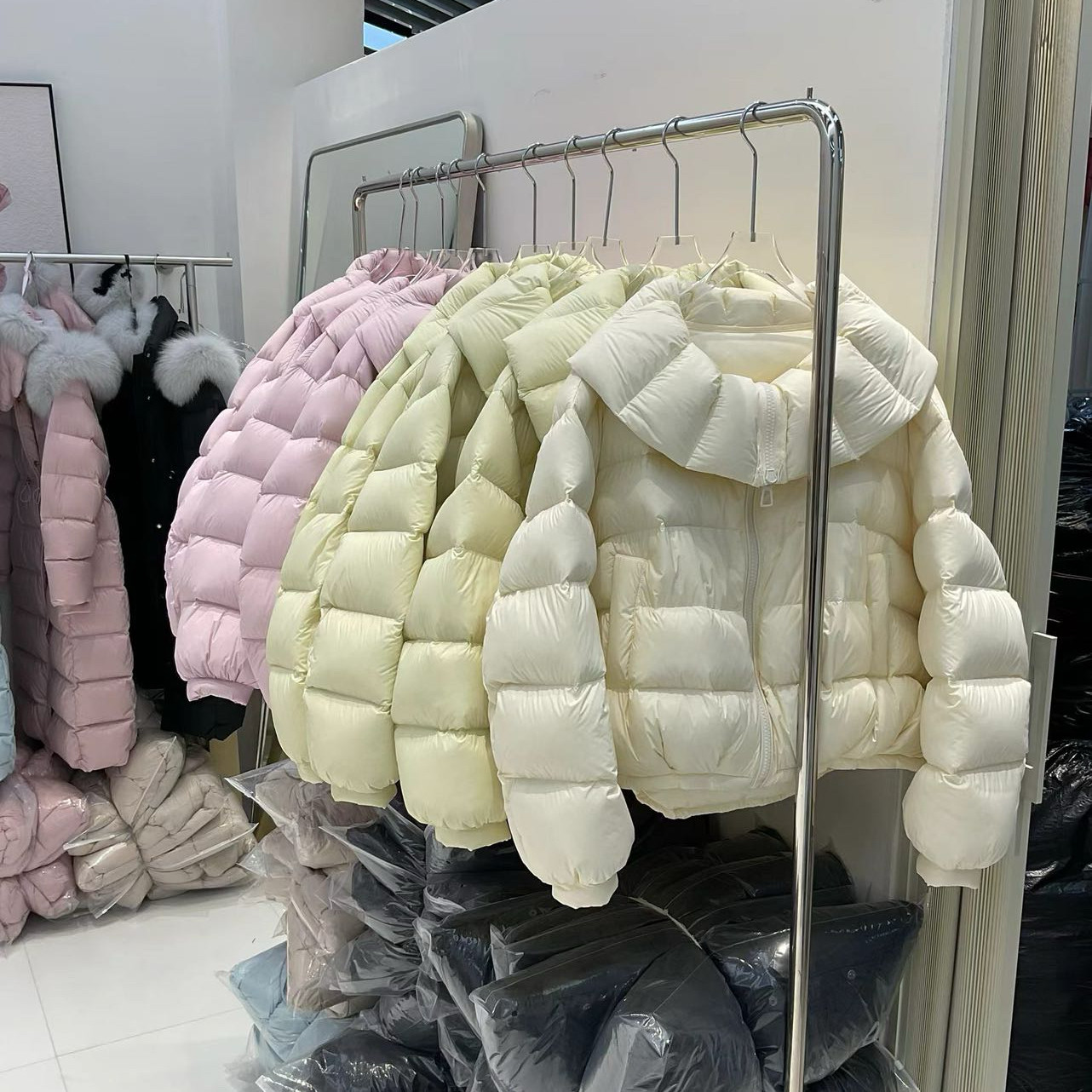 韩版时尚宽松显瘦荷叶边翻领洋气可爱甜美羽绒服90白鸭绒减龄外套