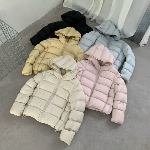 90白鸭绒连帽排骨羽绒服女短款加厚2026冬季新款超轻保暖羽绒外套
