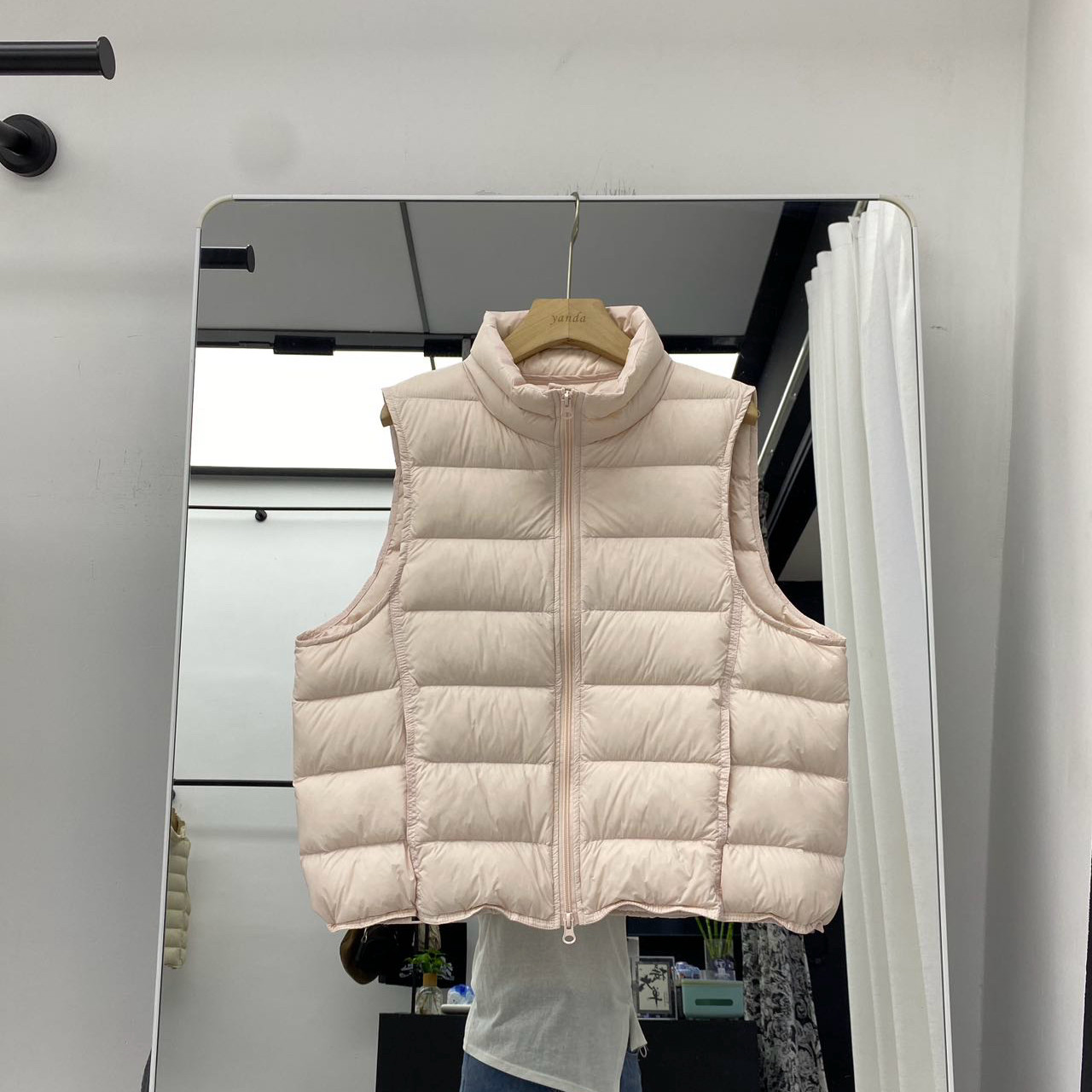 90白鸭绒2026秋冬新款韩版羽绒马甲女短款小个子立领排骨背心外套