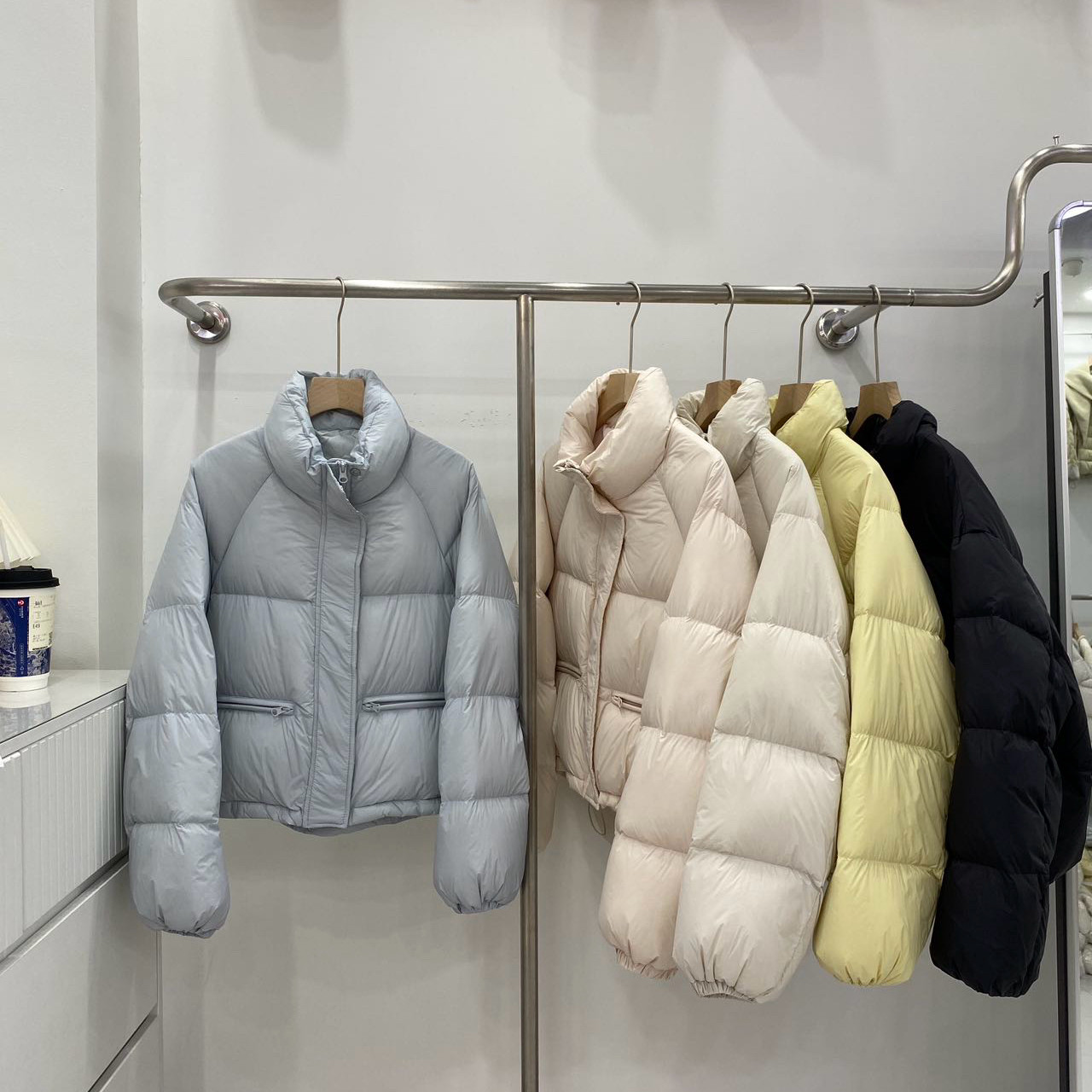 90白鸭绒加厚保暖面包服下摆抽绳显瘦羽绒服外套2026时尚百搭款