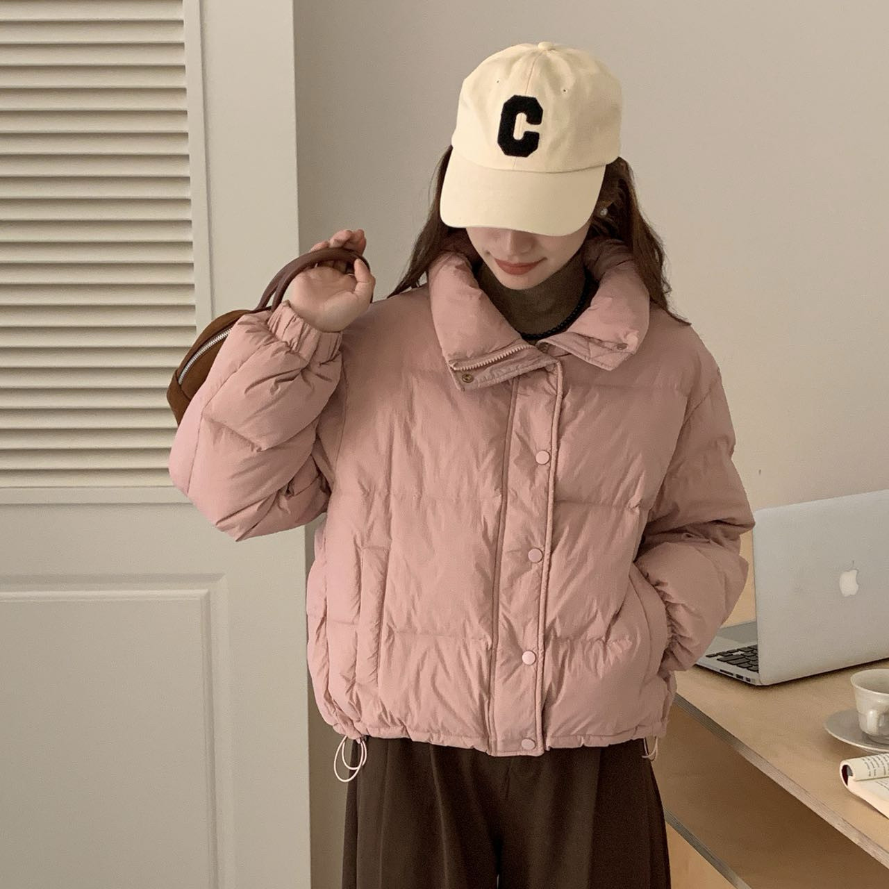 短款羽绒服女2026年新款白鸭绒加厚立领面包服小个子冬季韩版外套